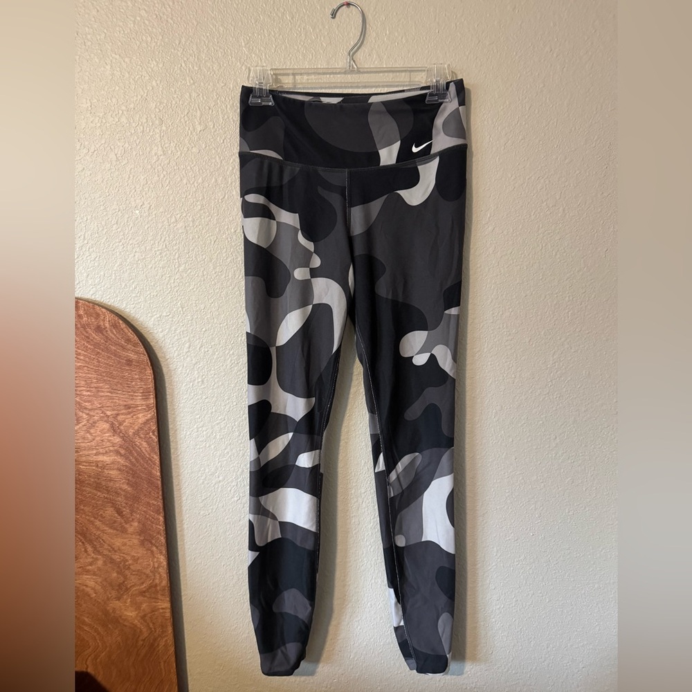 Black/Gray Camo Nike Dri-Fit Leggings